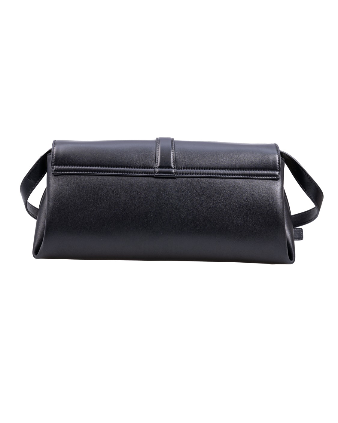 shop SALVATORE FERRAGAMO  Borsa: Salvatore Ferragamo borsa a tracolla con patta (M).
Geometrie pulite, morbida pelle di vitello con finish semi lucido e il tocco dorato di una metalleria calibrata.
I soffietti laterali richiamano nelle forme il fiore del giglio, simbolo della città di Firenze, mentre il Gancini sulla patta aggiunge una nota iconica.
Tracolla metallica e seconda fascia regolabile e removibile, per uno styling a mano, a spalla o cross body.
Luce tracolla: 51 cm
Dimensioni: Altezza 16.0 CM  Lunghezza 31.0 CM  Profondità 11.0 CM.
Composizione: vitello.
Made in Italy.. 219794 FL M-777229 number 4050429